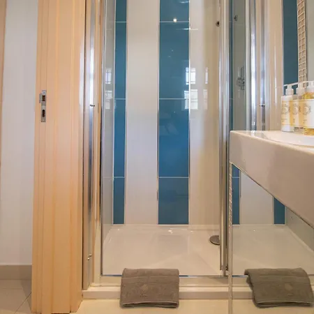 Apartamento Charming 2bd 500mt Wi-fi Ac Pool *